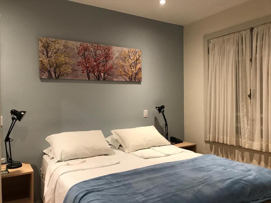 Deluxe Room,1374937007:JPEG